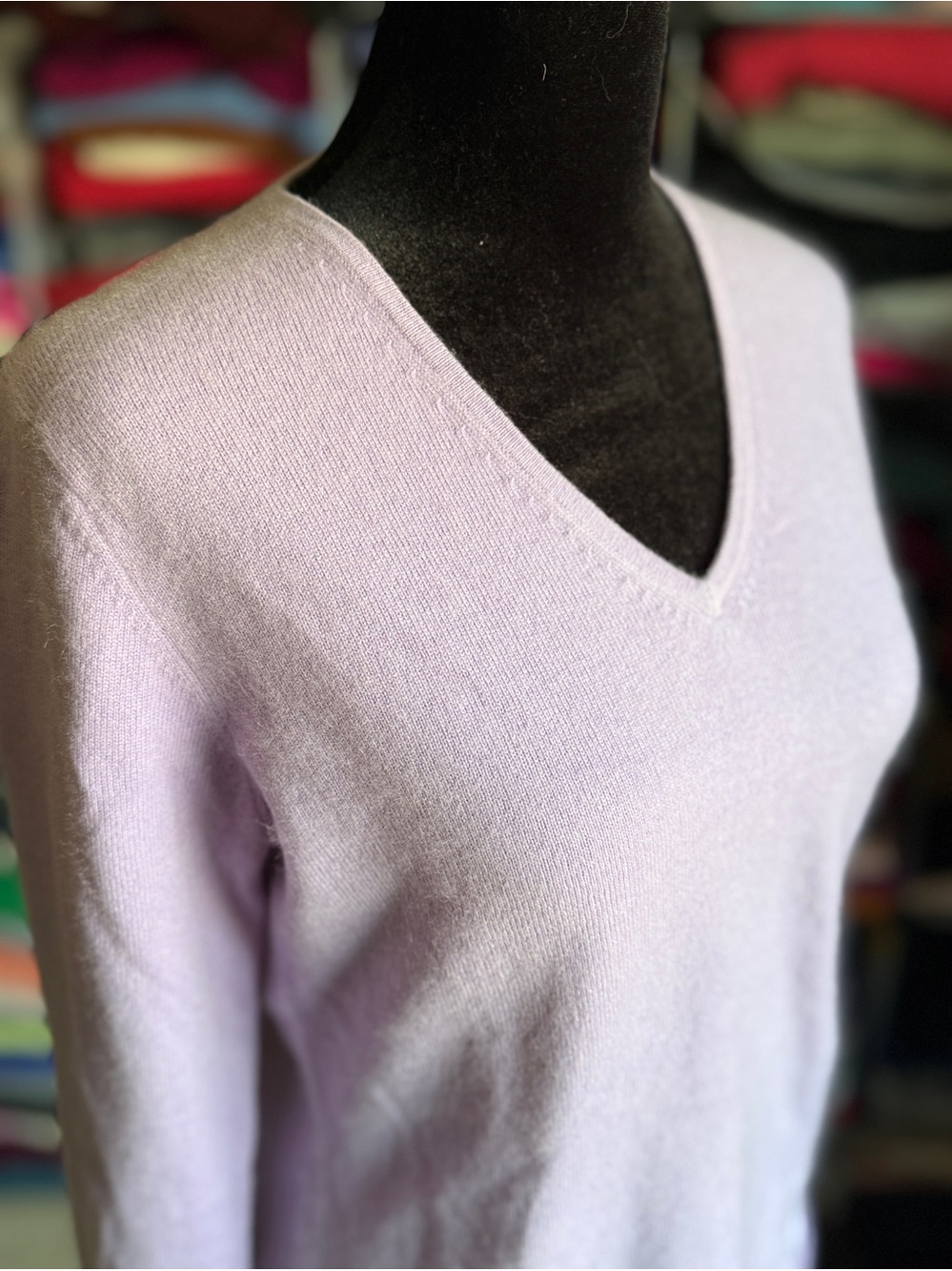 Kirkland Signature Lavender V-Neck Women's Cashmere Sweater